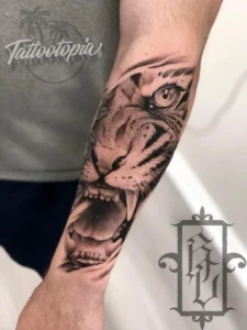 roger cazares detailed owl tattoo