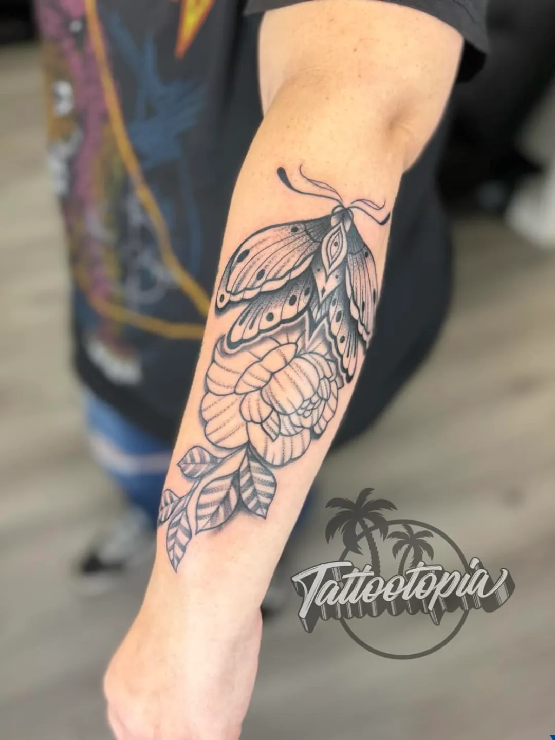 black and gray geometric mandala sleeve forearm tattoo cory veron tattootopia