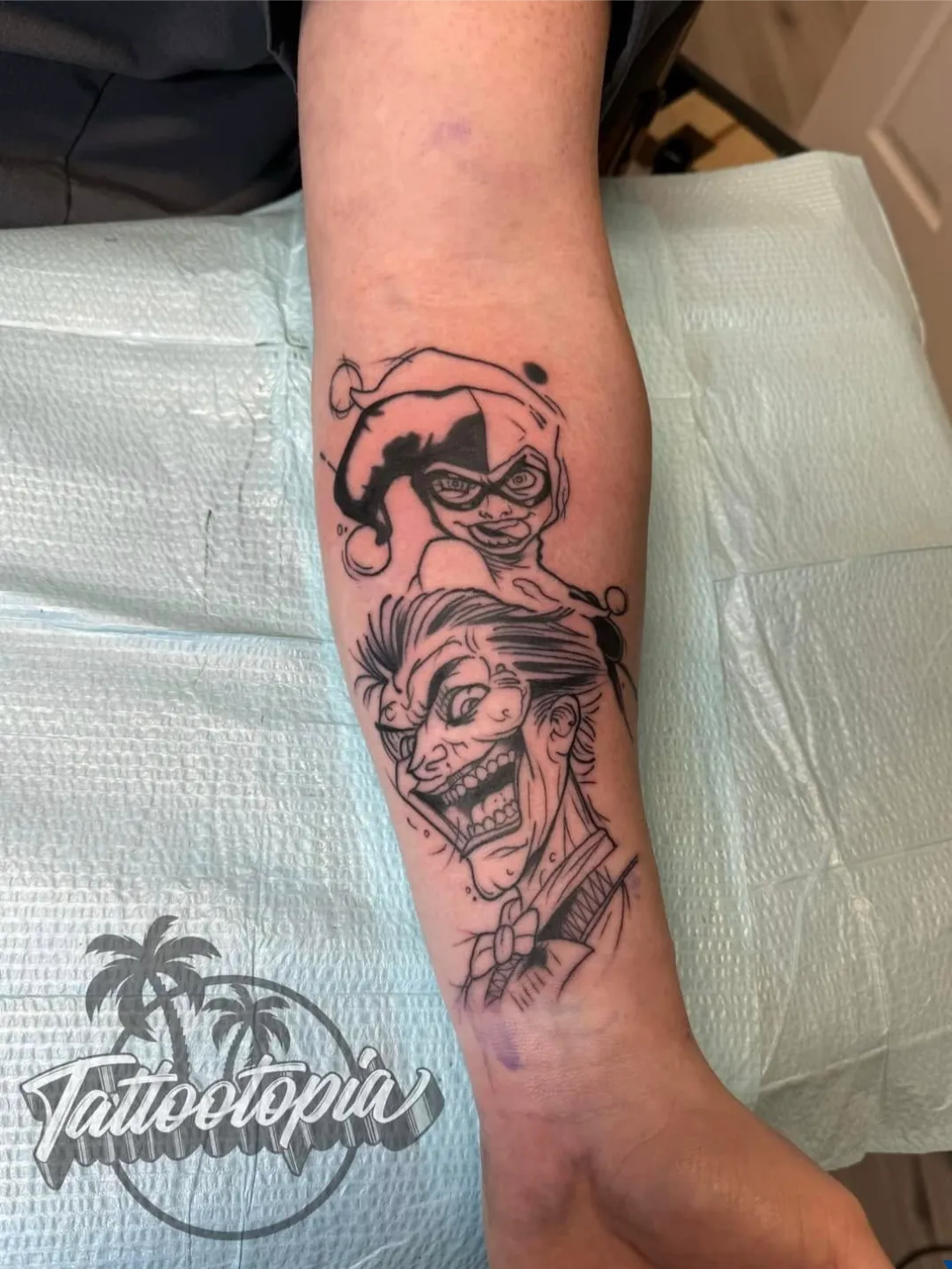 black and gray wolf realistic forearm tattoo cory veron tattootopia